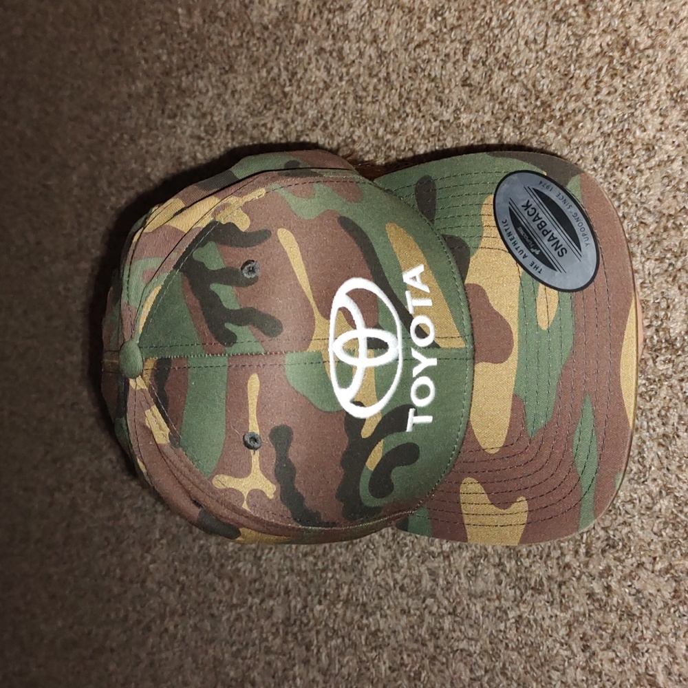 Toyota Camouflage Embroidered Logo Snapback Cap Hat OSFA